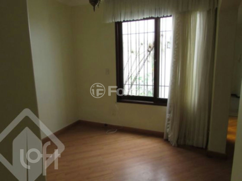 Casa à venda com 4 quartos, 234m² - Foto 9