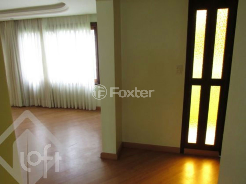 Casa à venda com 4 quartos, 234m² - Foto 4