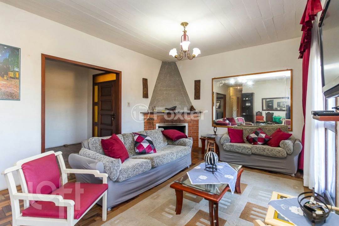 Casa à venda com 4 quartos, 350m² - Foto 4