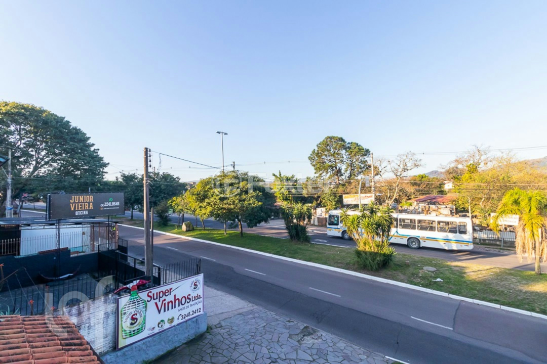 Casa à venda com 4 quartos, 350m² - Foto 35