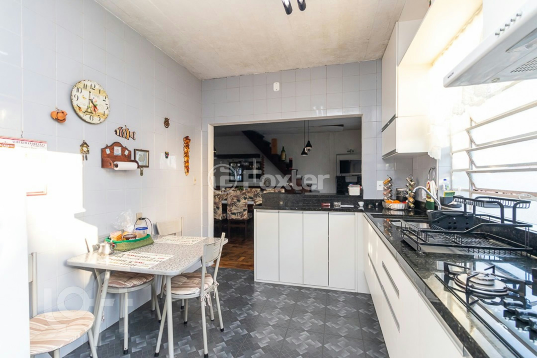 Casa à venda com 4 quartos, 350m² - Foto 32