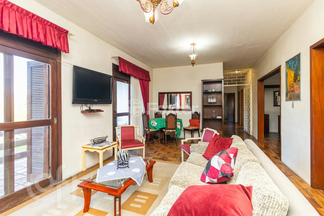 Casa à venda com 4 quartos, 350m² - Foto 3