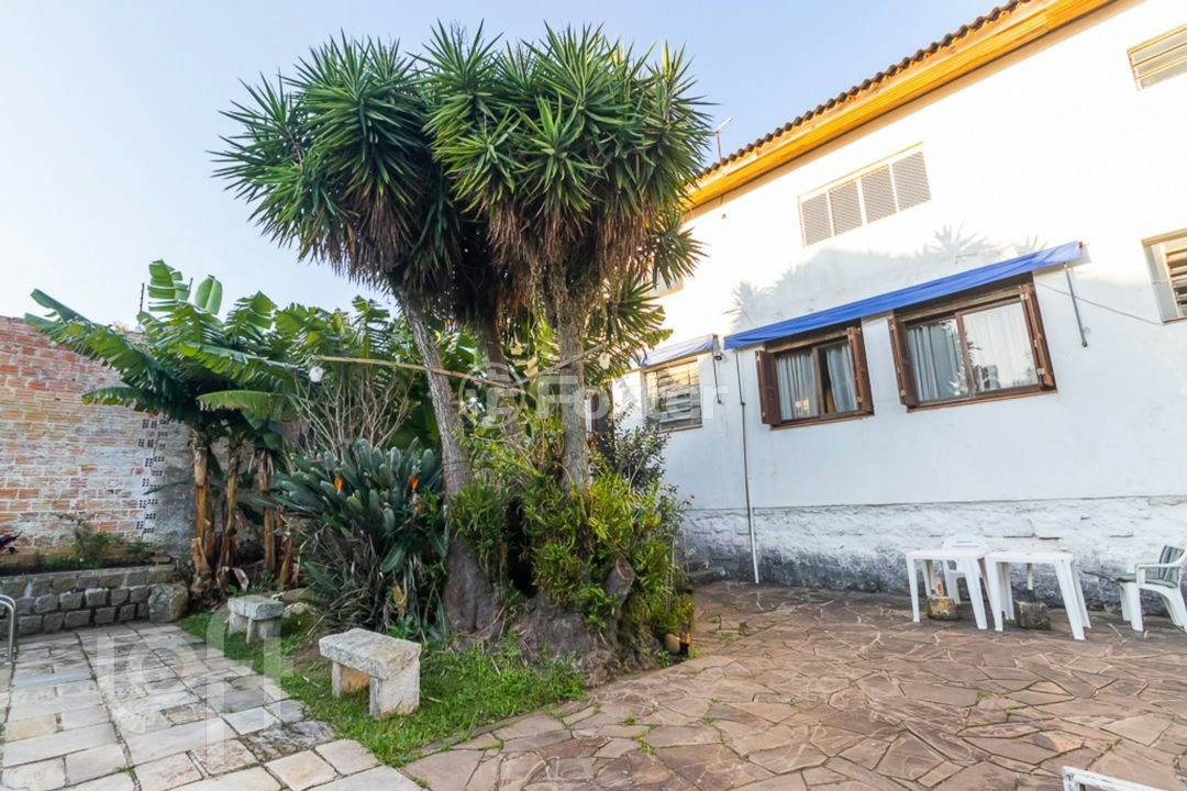 Casa à venda com 4 quartos, 350m² - Foto 46