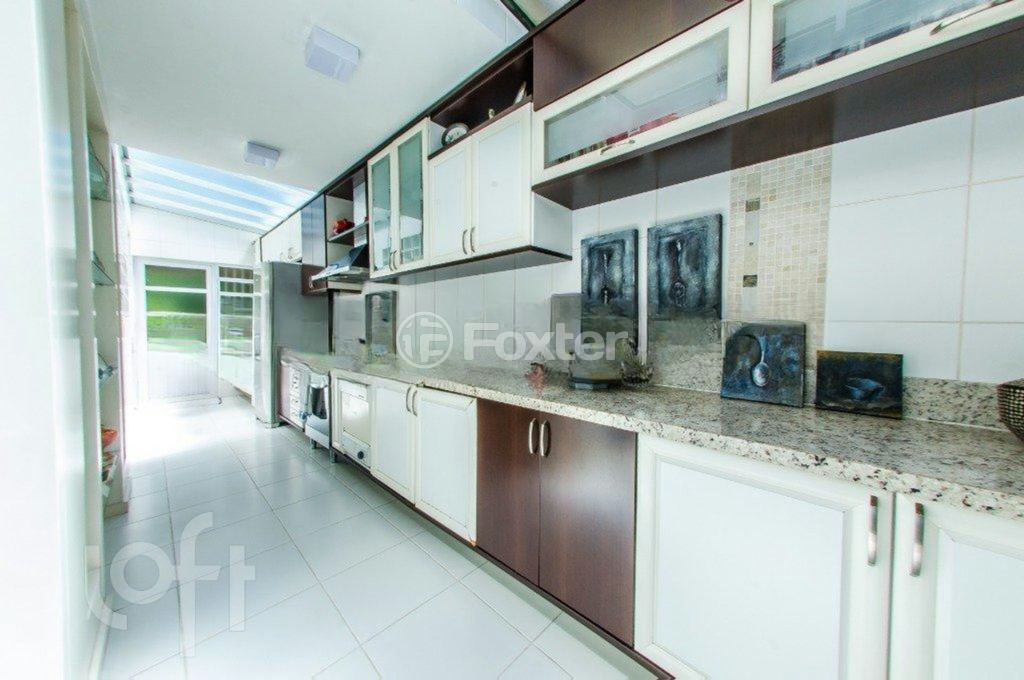Casa à venda com 3 quartos, 308m² - Foto 12
