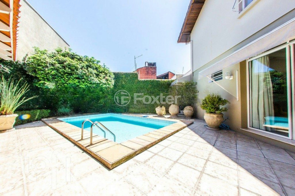 Casa à venda com 3 quartos, 308m² - Foto 18