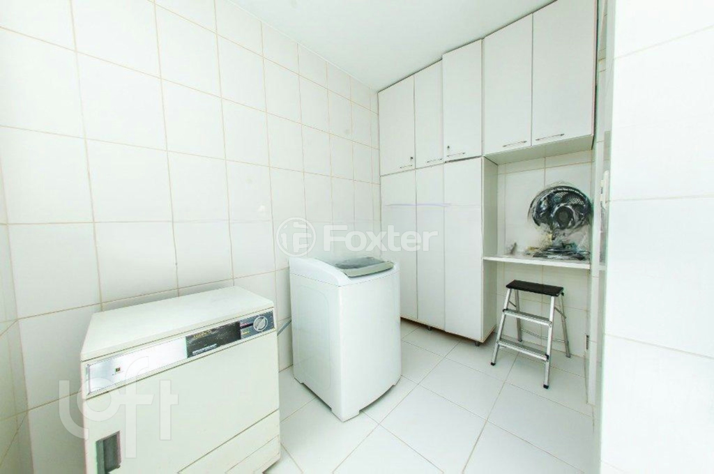 Casa à venda com 3 quartos, 308m² - Foto 15
