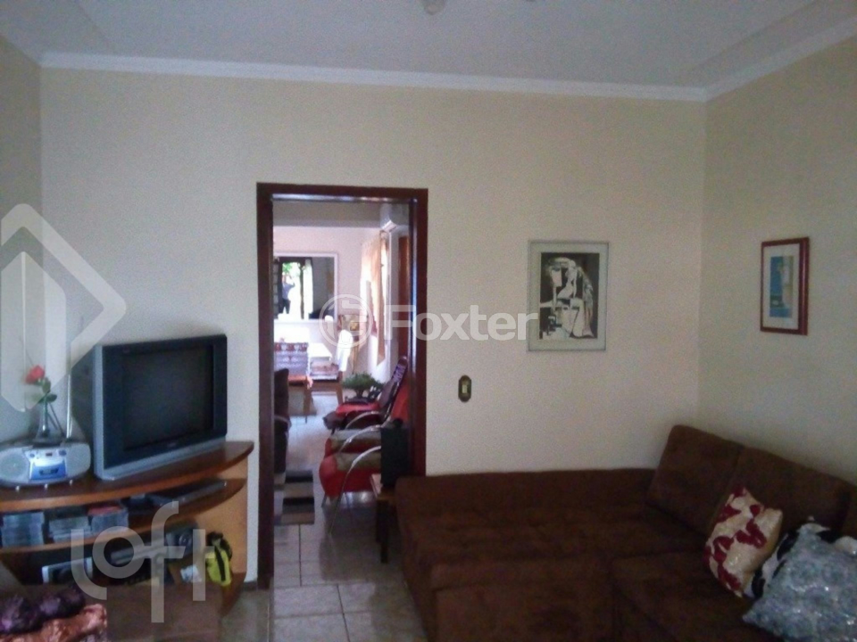 Casa à venda com 3 quartos, 250m² - Foto 4