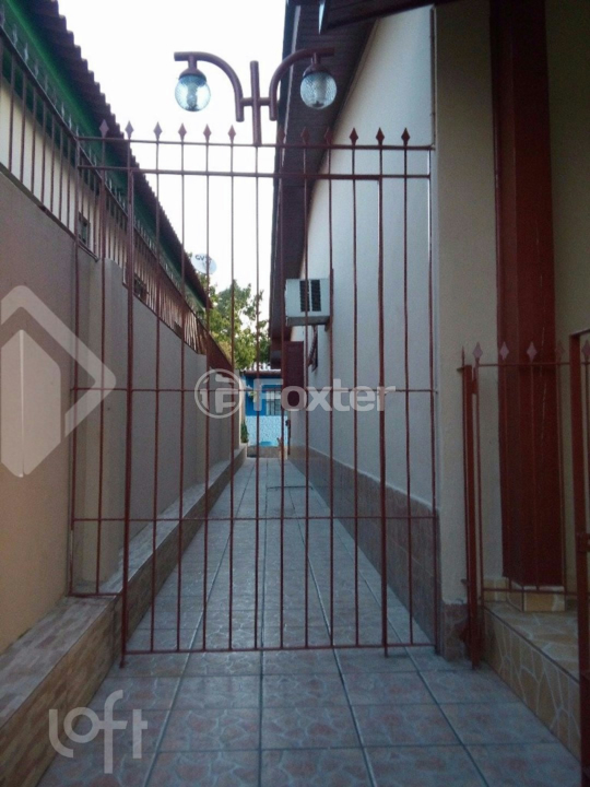 Casa à venda com 3 quartos, 250m² - Foto 24