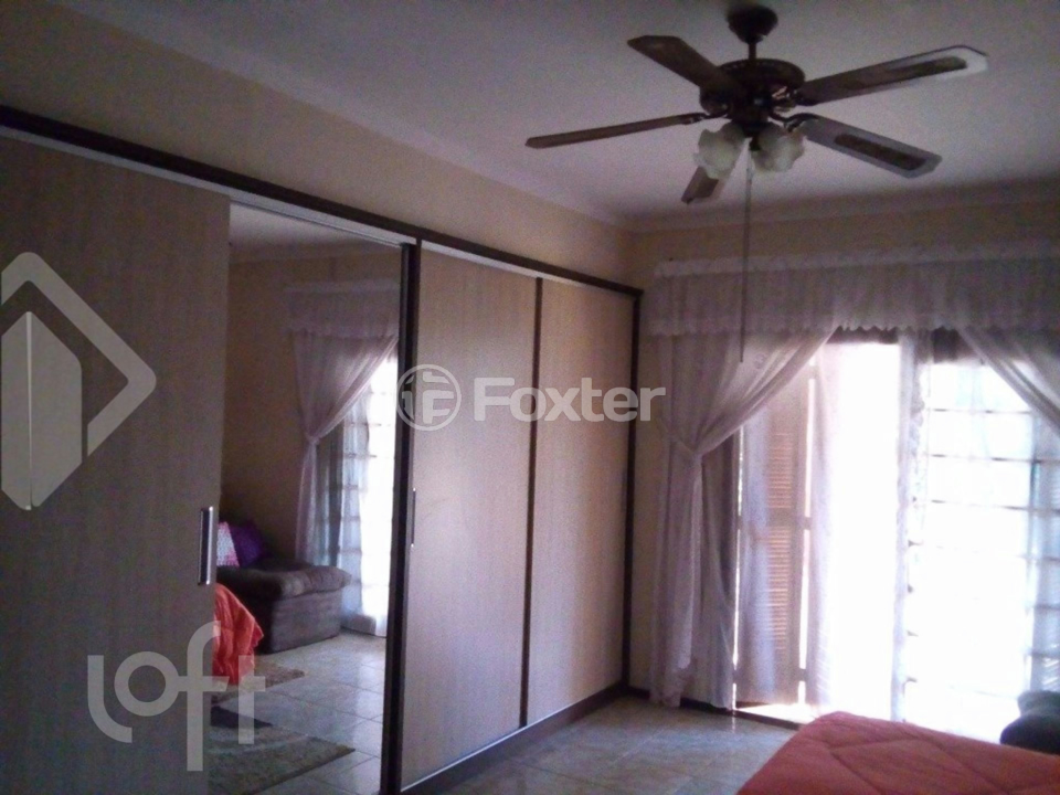 Casa à venda com 3 quartos, 250m² - Foto 9