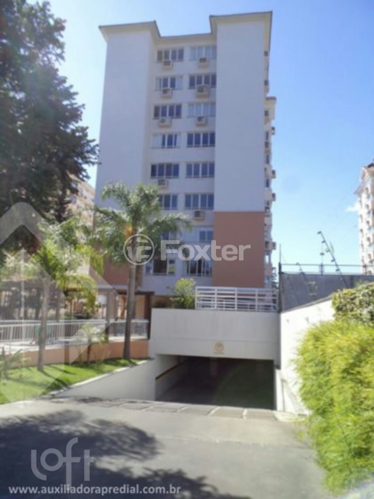 Apartamento à venda com 2 quartos, 70m² - Foto 1