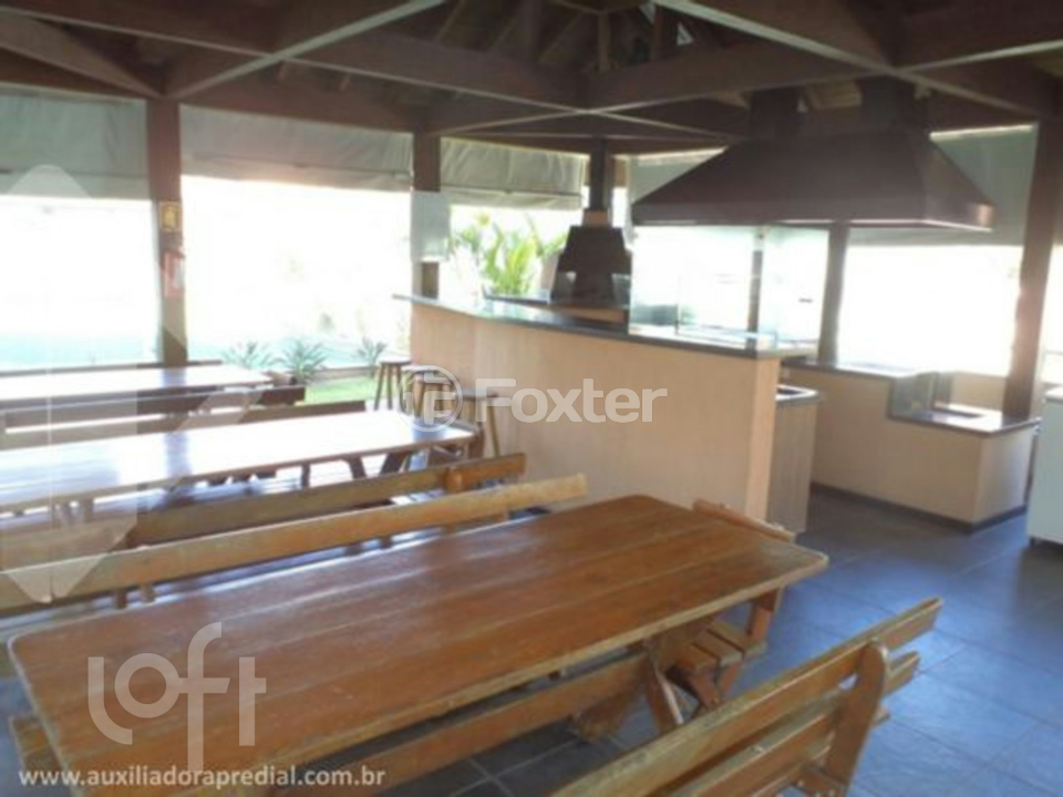 Apartamento à venda com 2 quartos, 70m² - Foto 11