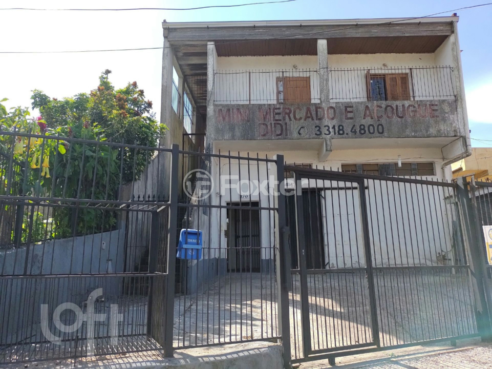 Casa à venda com 8 quartos, 284m² - Foto 1