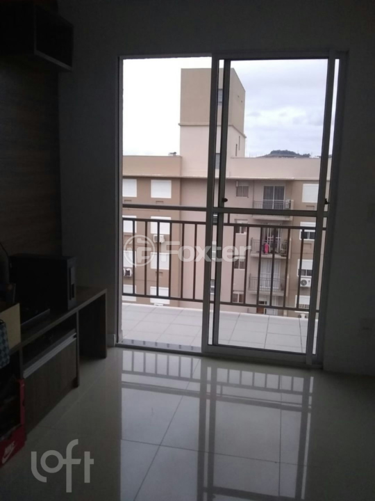 Apartamento à venda com 3 quartos, 67m² - Foto 1