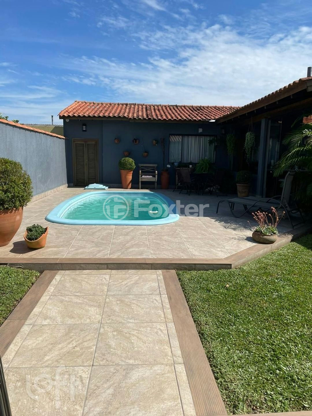 Casa à venda com 2 quartos, 95m² - Foto 1