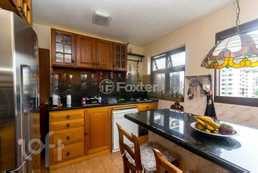 Apartamento à venda com 2 quartos, 100m² - Foto 13