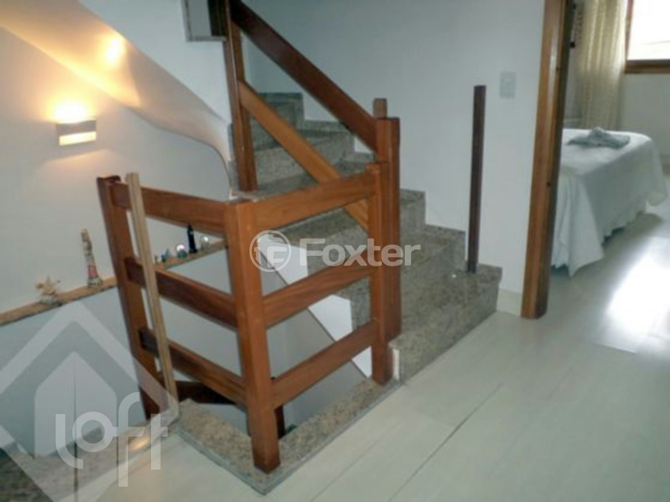 Casa à venda com 3 quartos, 150m² - Foto 10