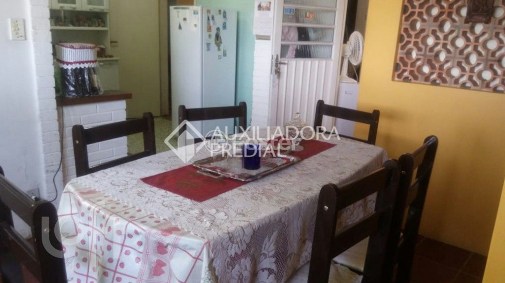 Casa à venda com 2 quartos, 180m² - Foto 8