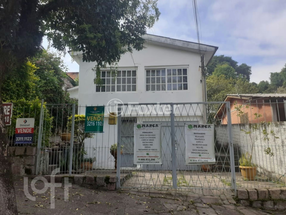 Casa à venda com 2 quartos, 200m² - Foto 2