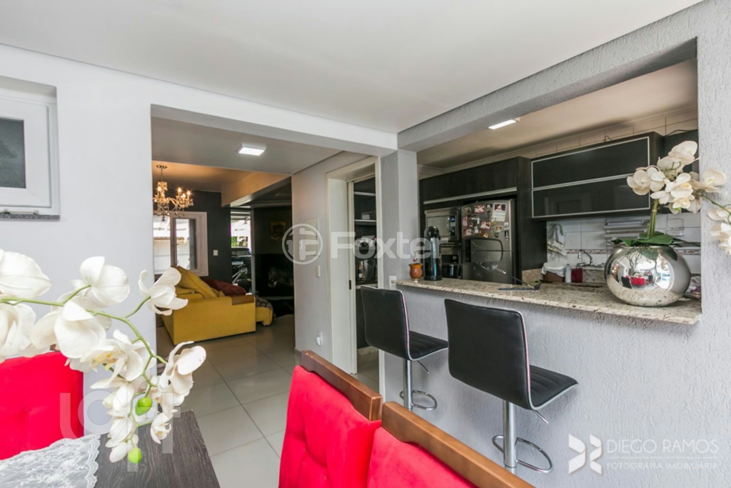 Casa à venda com 3 quartos, 171m² - Foto 3