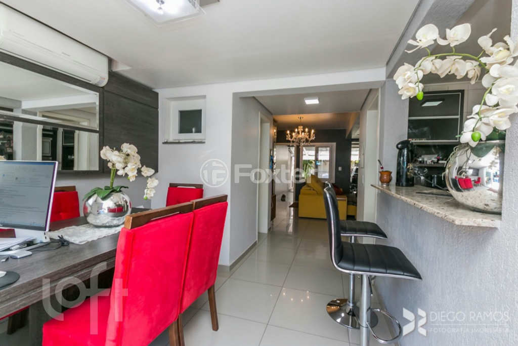 Casa à venda com 3 quartos, 171m² - Foto 7