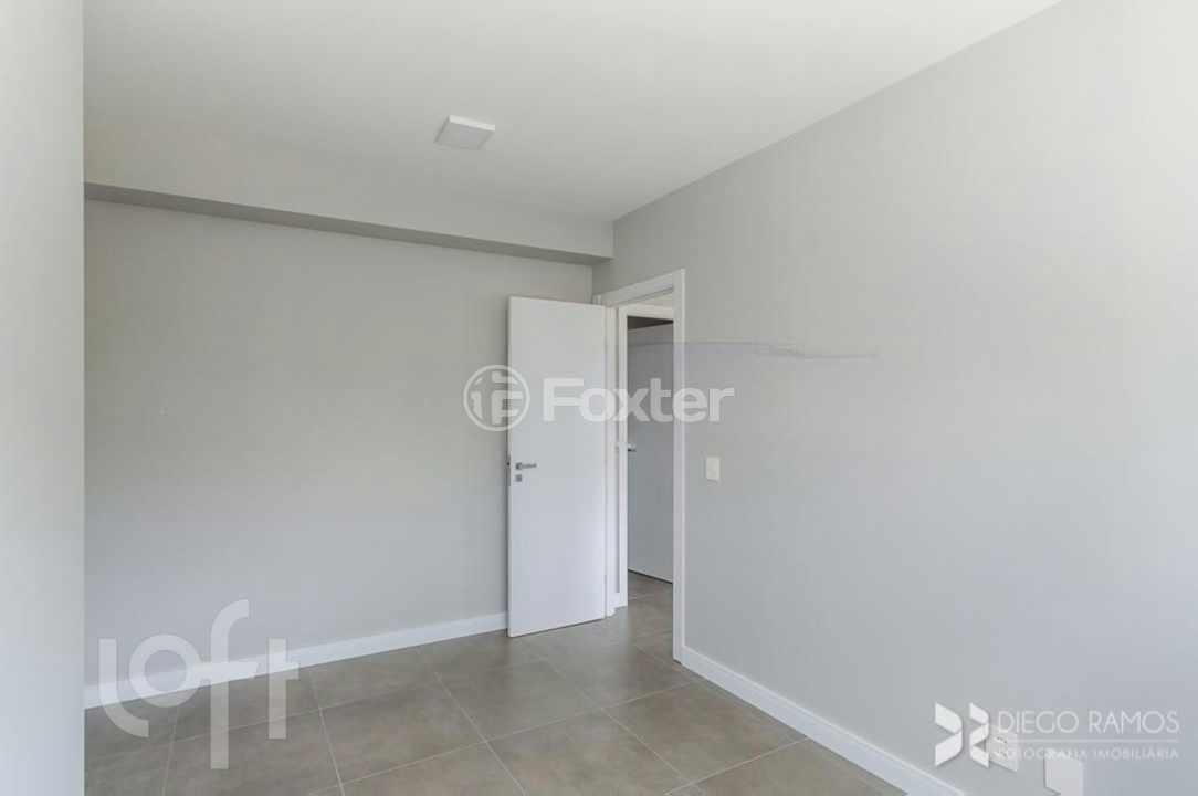 Apartamento à venda com 3 quartos, 67m² - Foto 7