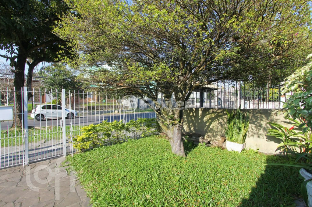 Casa à venda com 3 quartos, 440m² - Foto 41