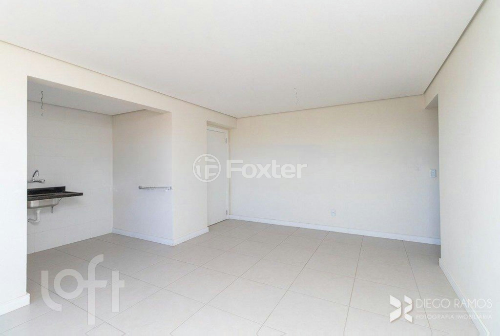 Apartamento à venda com 2 quartos, 67m² - Foto 4