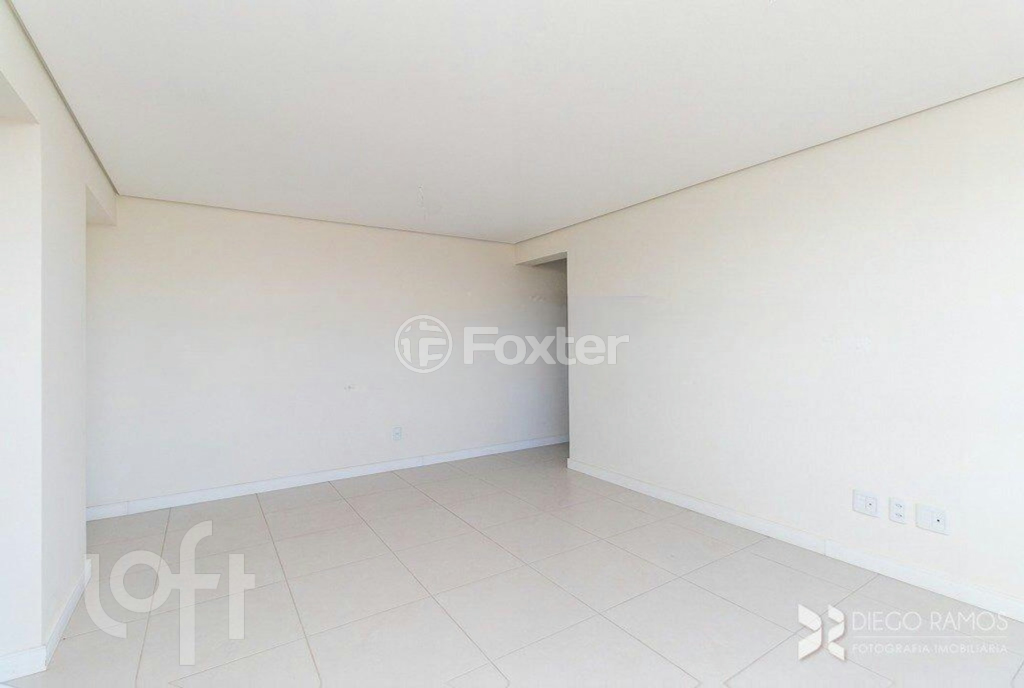 Apartamento à venda com 2 quartos, 67m² - Foto 5