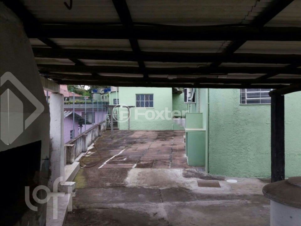 Casa à venda com 2 quartos, 270m² - Foto 8