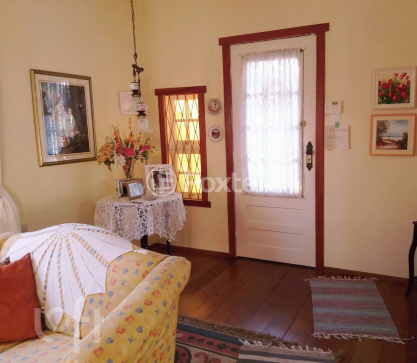 Casa à venda com 4 quartos, 179m² - Foto 2