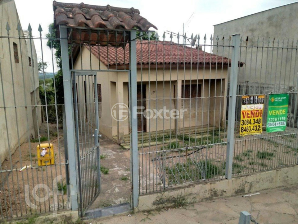 Casa à venda com 2 quartos, 250m² - Foto 1