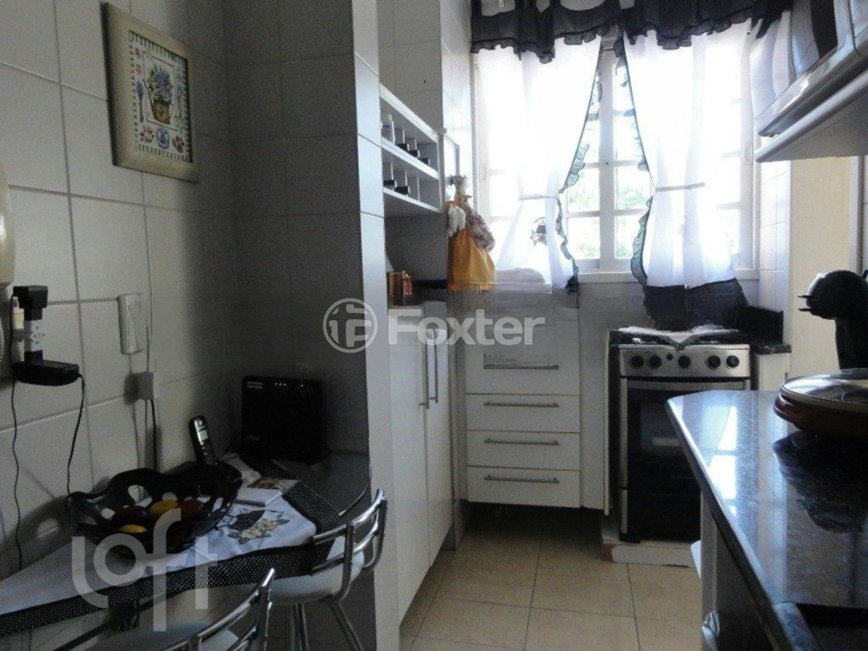 Apartamento à venda com 2 quartos, 60m² - Foto 7
