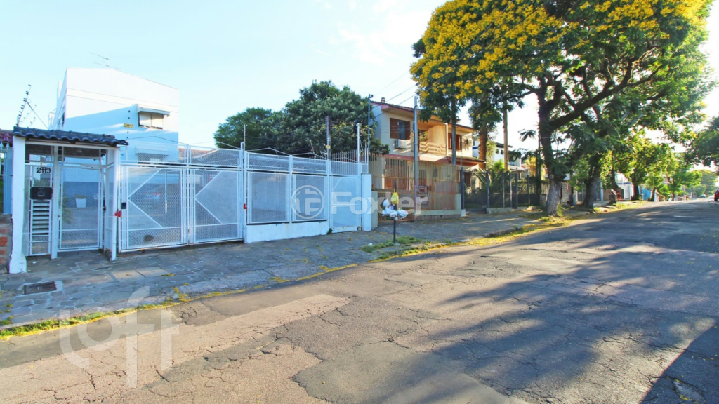Apartamento à venda com 2 quartos, 60m² - Foto 26