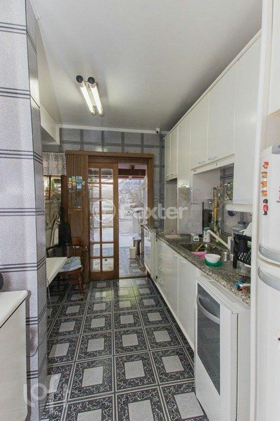 Casa à venda com 3 quartos, 177m² - Foto 8