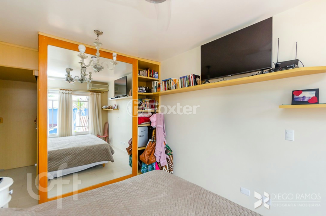Casa à venda com 3 quartos, 219m² - Foto 25