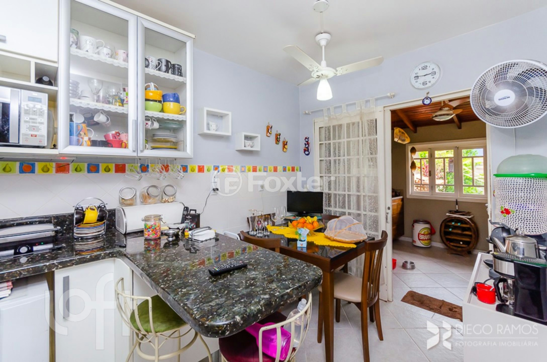 Casa à venda com 3 quartos, 219m² - Foto 37