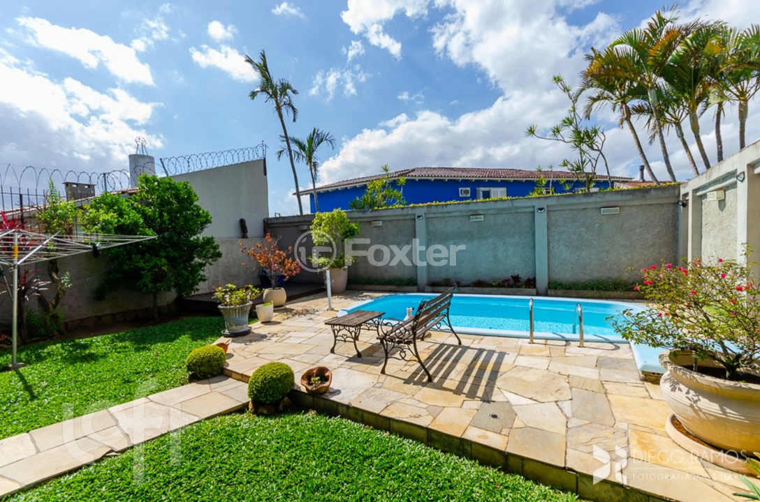 Casa à venda com 3 quartos, 219m² - Foto 15