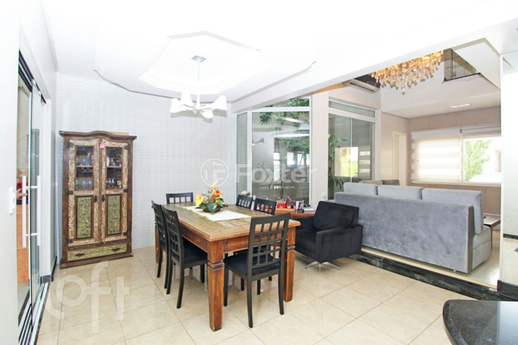 Casa à venda com 3 quartos, 192m² - Foto 8
