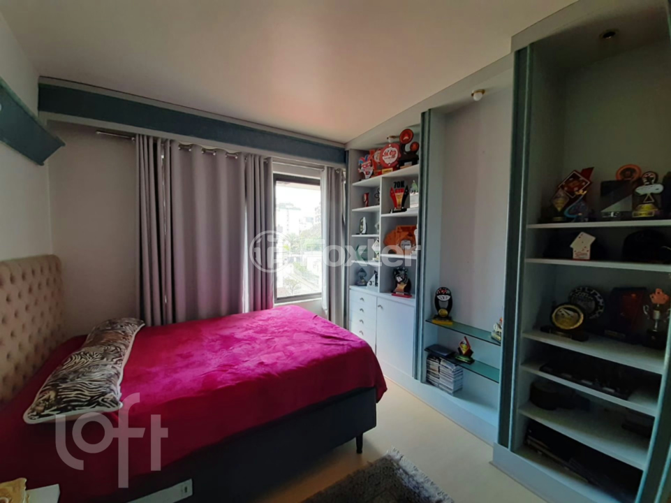 Apartamento à venda com 3 quartos, 241m² - Foto 11