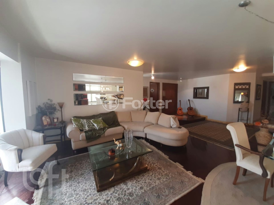 Apartamento à venda com 3 quartos, 241m² - Foto 2