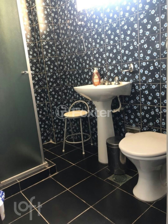 Apartamento à venda com 2 quartos, 58m² - Foto 4