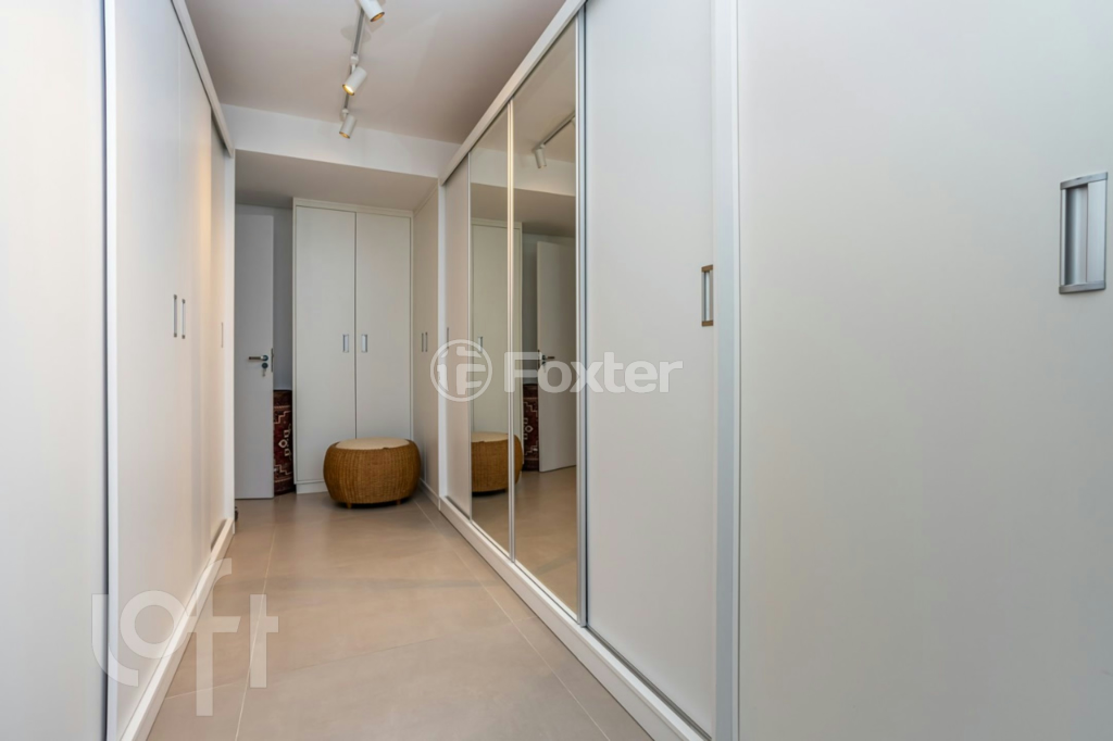 Casa de Condomínio à venda com 3 quartos, 240m² - Foto 35
