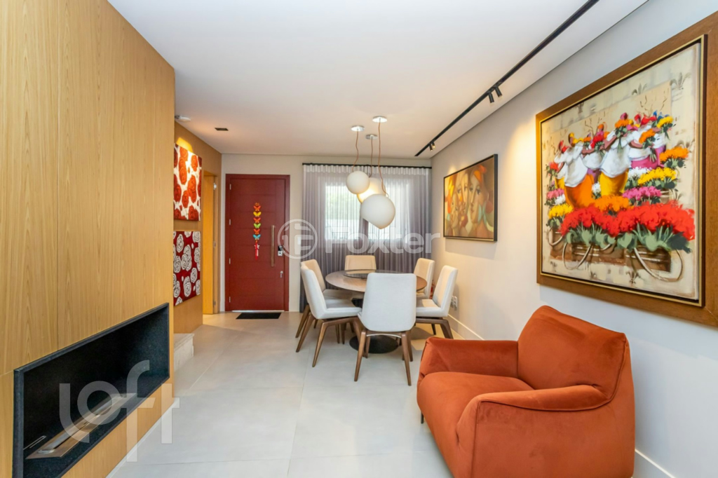Casa de Condomínio à venda com 3 quartos, 240m² - Foto 4