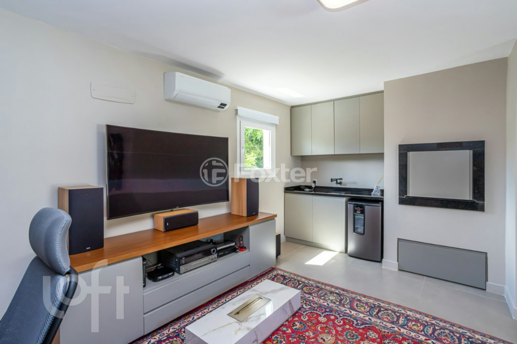 Casa de Condomínio à venda com 3 quartos, 240m² - Foto 32