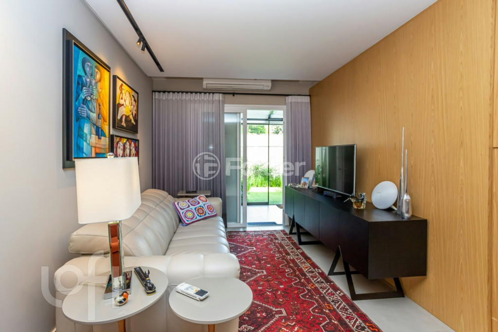 Casa de Condomínio à venda com 3 quartos, 240m² - Foto 5