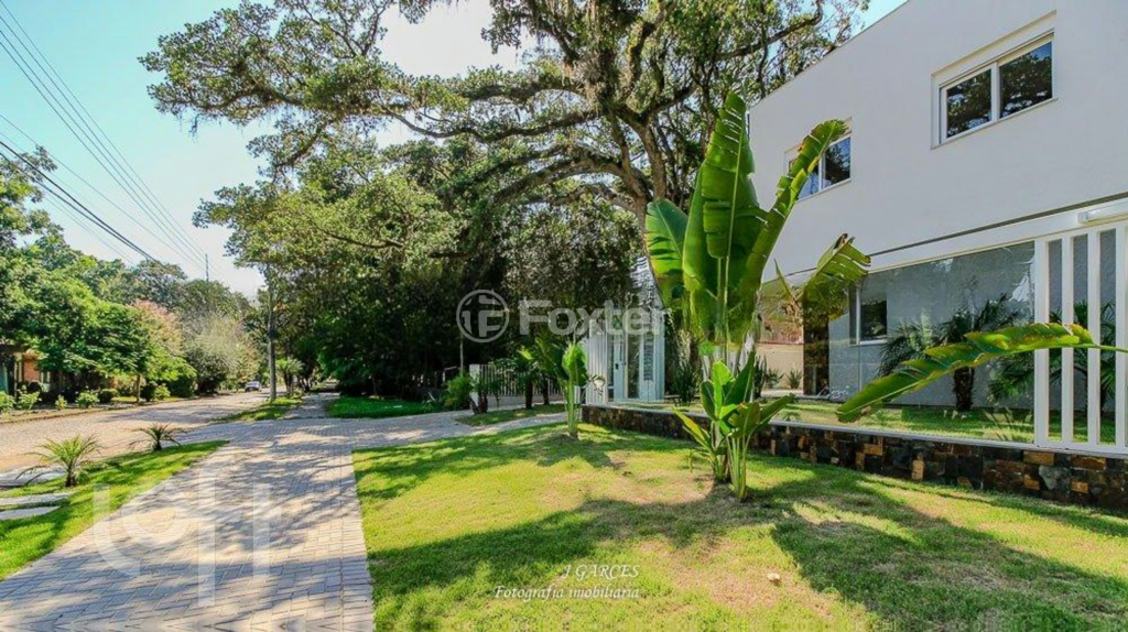 Casa de Condomínio à venda com 3 quartos, 240m² - Foto 45