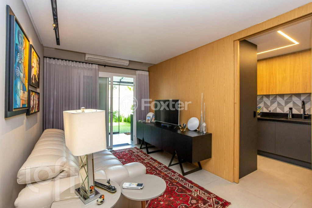 Casa de Condomínio à venda com 3 quartos, 240m² - Foto 3