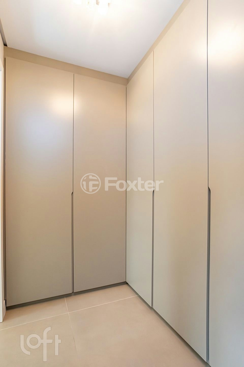 Casa de Condomínio à venda com 3 quartos, 240m² - Foto 24