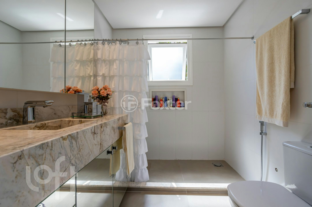 Casa de Condomínio à venda com 3 quartos, 240m² - Foto 26