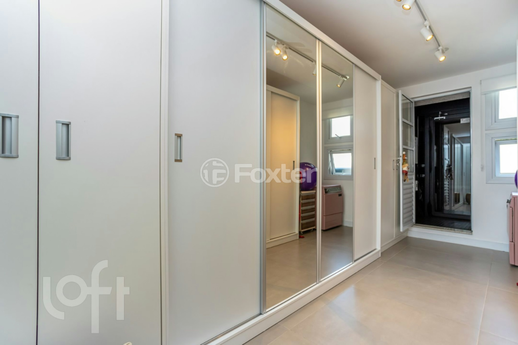 Casa de Condomínio à venda com 3 quartos, 240m² - Foto 34